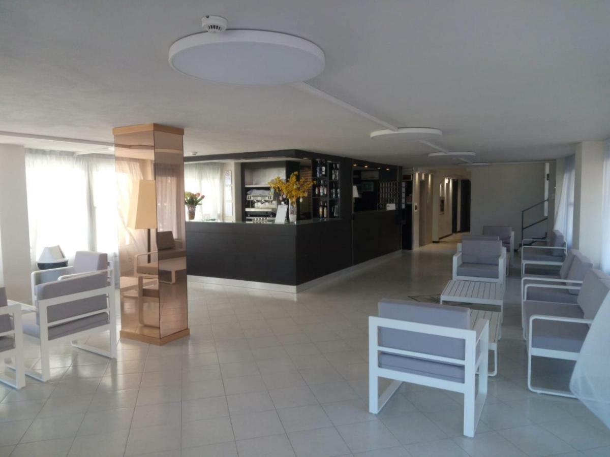 Tyc Hotel Viserbella di Rimini Exterior foto